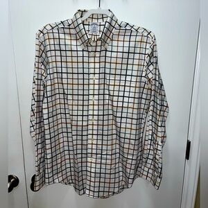 Men’s Brooks Brothers Regent-Fit Button Down dress shirt
